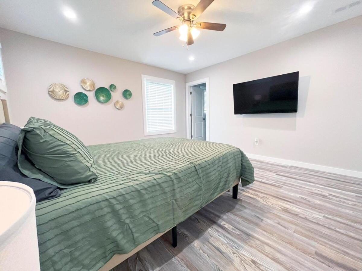 Beautiful Cozy New Build Home - Pet Friendly South Euclid Dış mekan fotoğraf