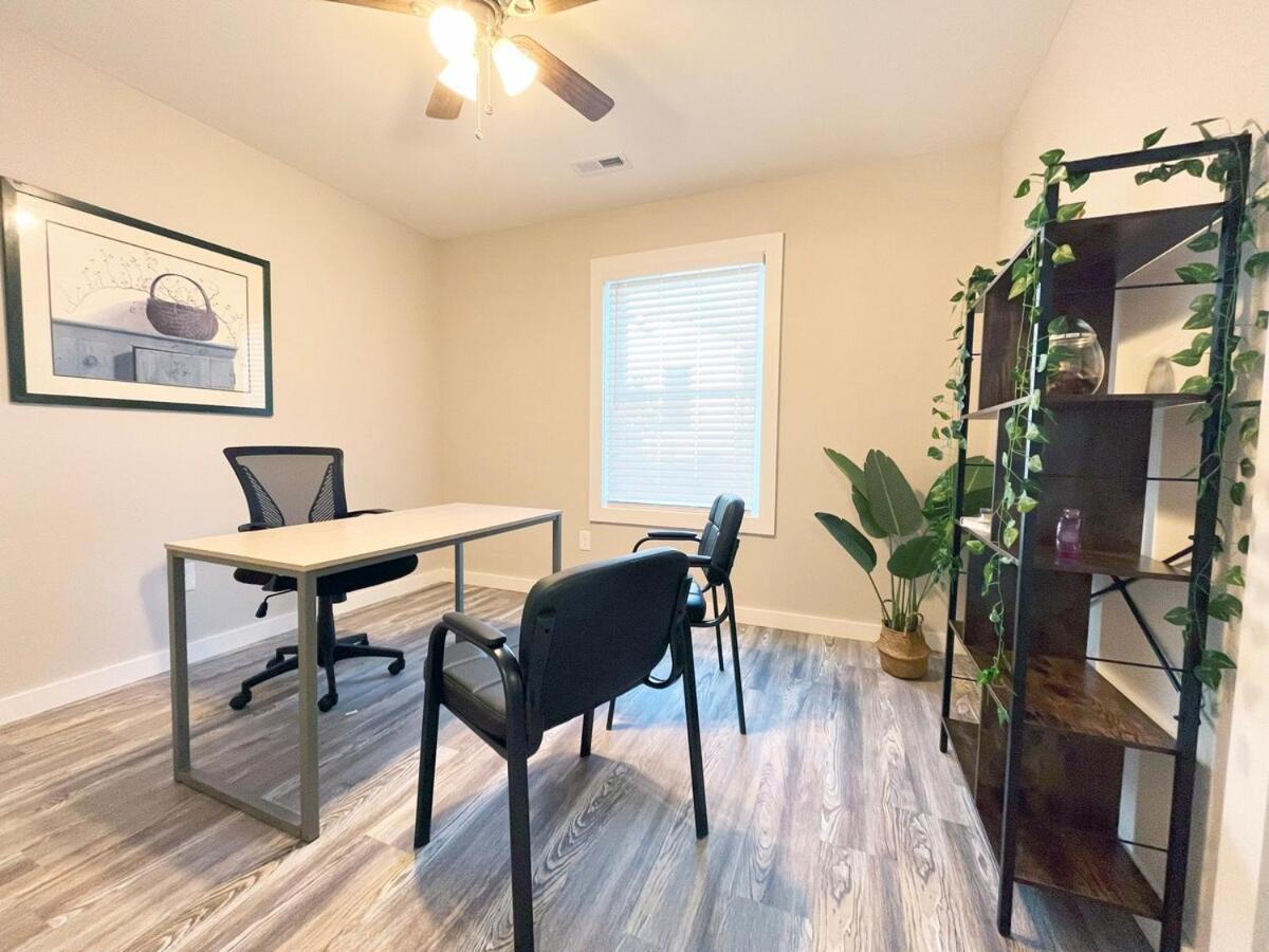 Beautiful Cozy New Build Home - Pet Friendly South Euclid Dış mekan fotoğraf